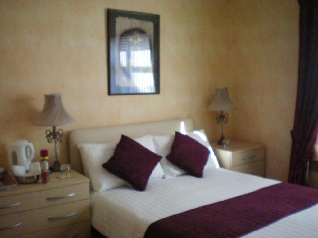 Wimberley House 4*